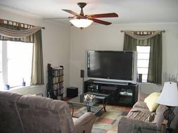 4th image of 140 Woodside Grn APT 3C