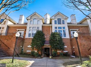 7025D Haycock Rd #604, Falls Church, VA 22043