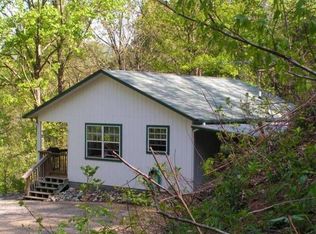 737 Kings Rd, Franklin, NC 28734