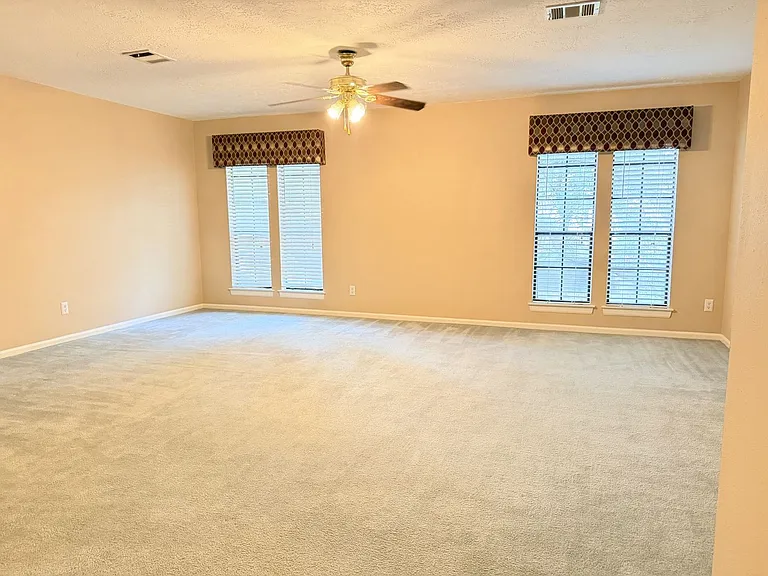 16042 Pinyon Creek Dr — Photo 21