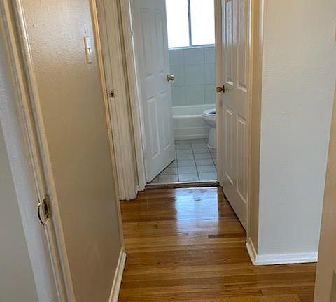 3rd image of 3349 Brierhall Dr #3