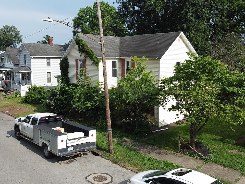 1st image of 184 Lake St