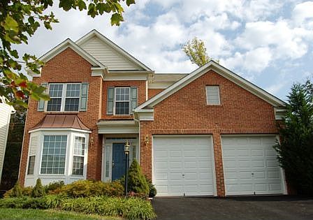 BRICK FRONT COLONIAL
