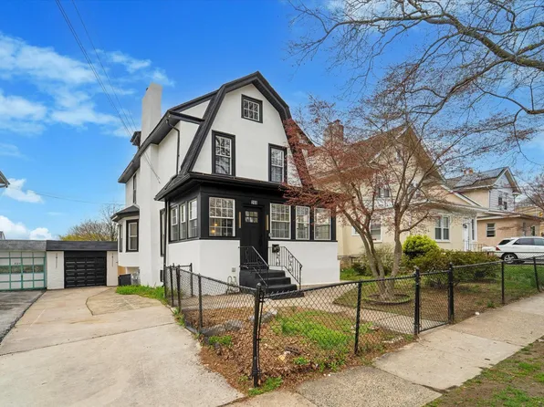 268 Burmont Rd, Drexel Hill, PA 19026