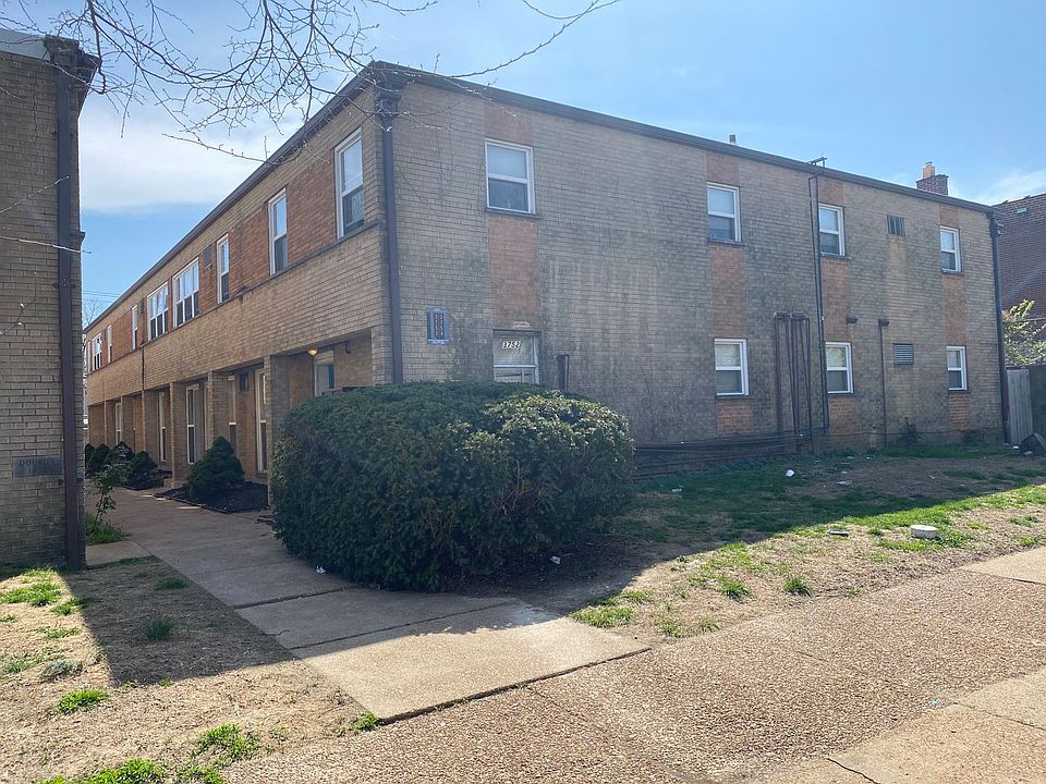 1st image of 3752-54 Chippewa St #9