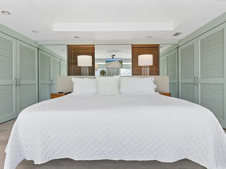 325 San Juan Dr — Photo 15