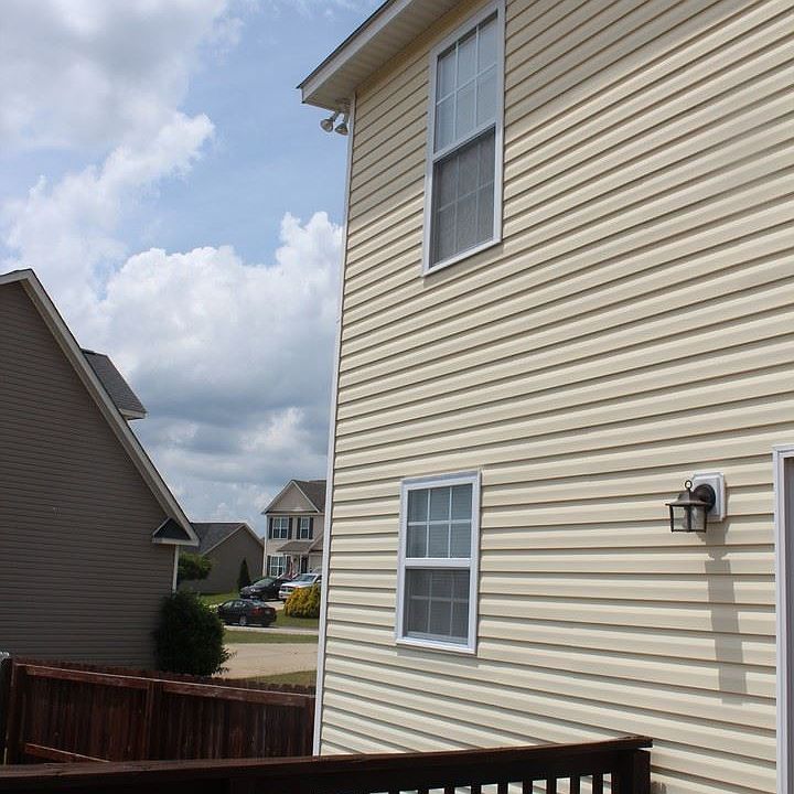 2nd image of 35 Haywood St