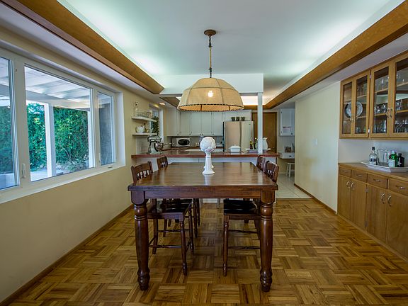 5th image of 343 E El Parque Dr
