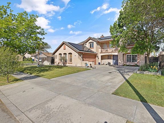 2nd image of 644 Contenta Ct