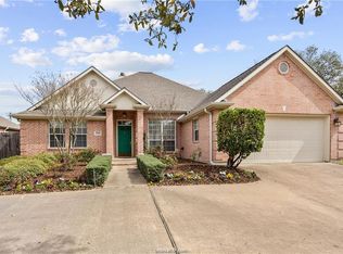 1505 Carter Creek Pkwy, Bryan, TX 77802