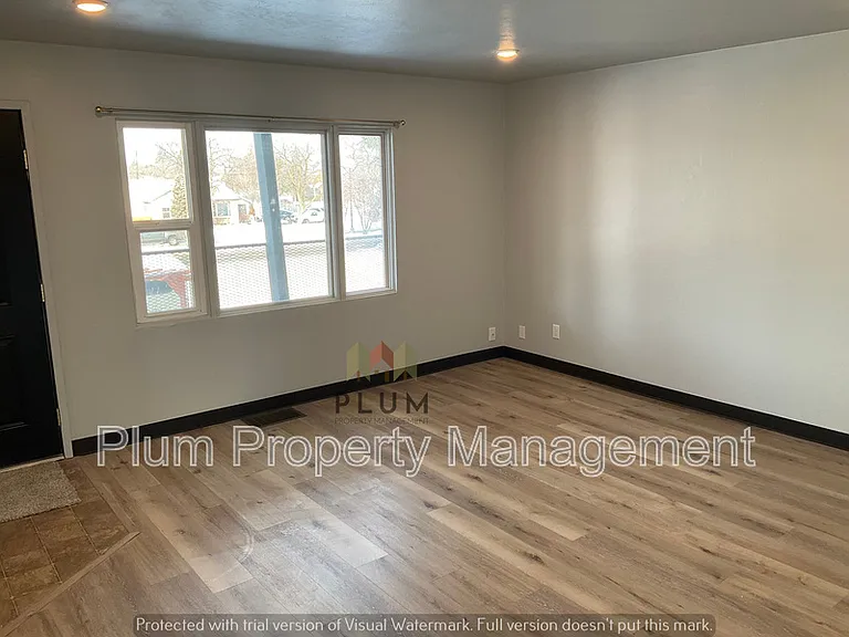1024 Stephens Ave #10 — Photo 9