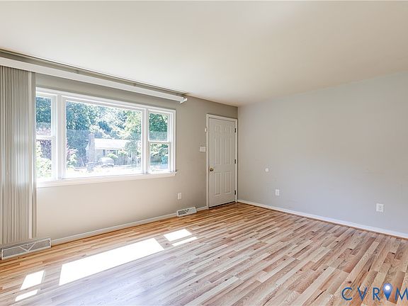 2nd image of 2710 Puckett Ct