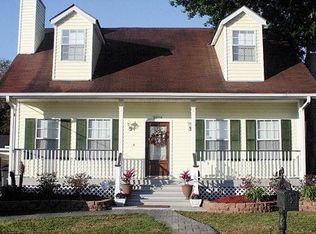 8904 Ormond Pl, River Ridge, LA 70123