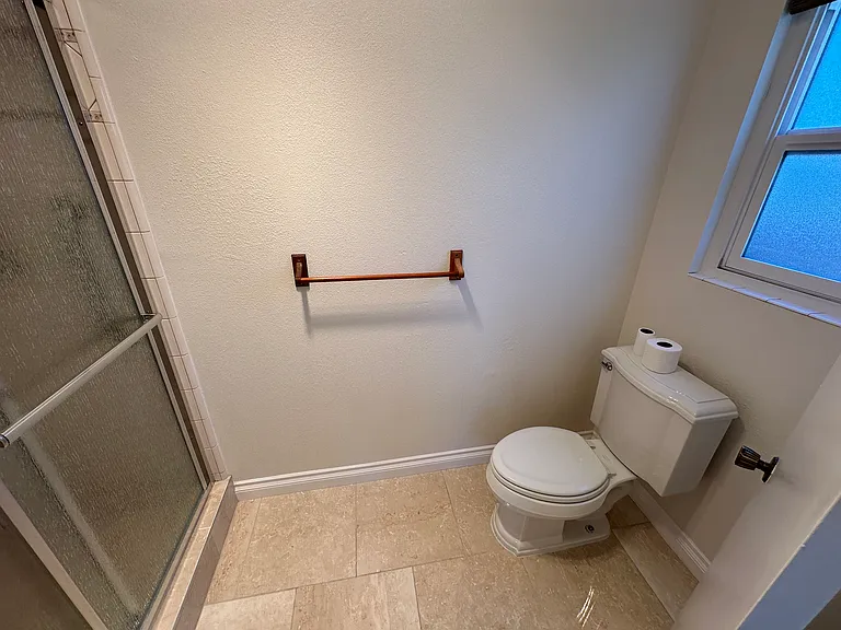 740 Highland St — Photo 16
