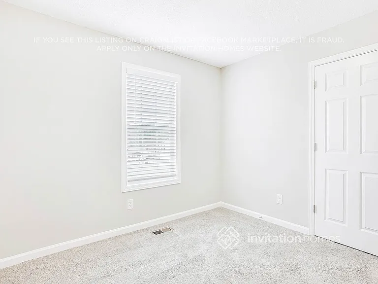 500 Weston Ct — Photo 15