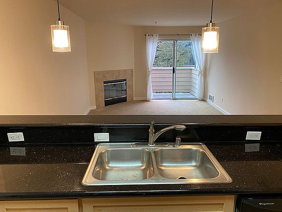 3rd image of 6400 Christie Ave APT 1401
