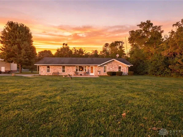 12416 Eagle Rd, New Lebanon, OH 45345