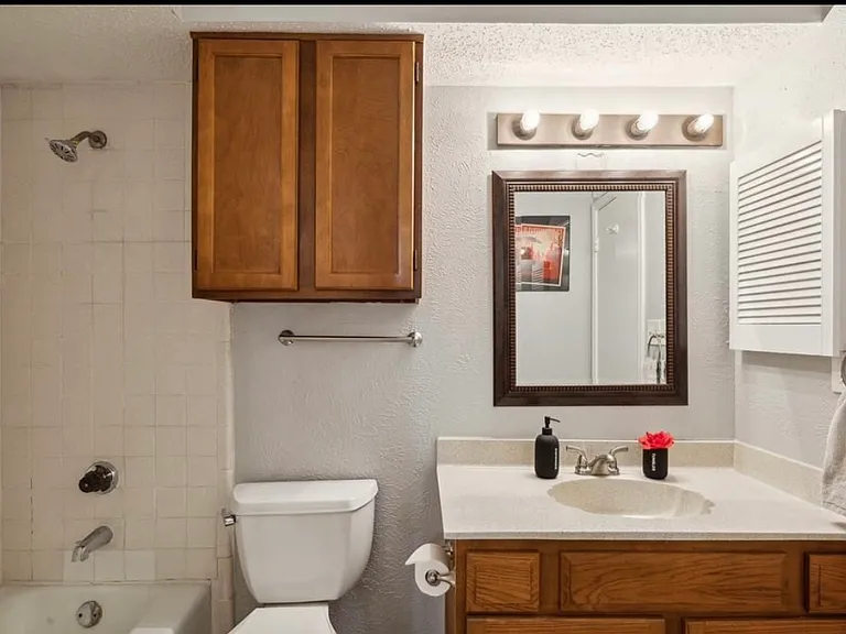 2231 Bunker Hill Dr — Photo 13