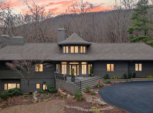 220 Wake Robin Dr, Jasper, GA 30143