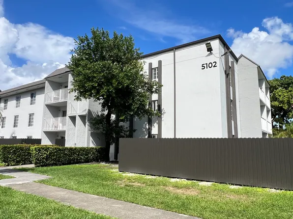 5102 NW 79th Ave APT 208, Doral, FL 33166