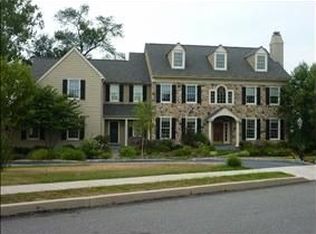 1061 Whitegate Rd, Wayne, PA 19087