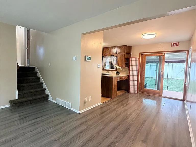 2521 S Lumber St — Photo 9