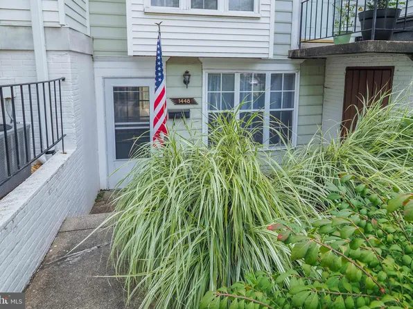 1448 Mara Vista Ct, Crofton, MD 21114