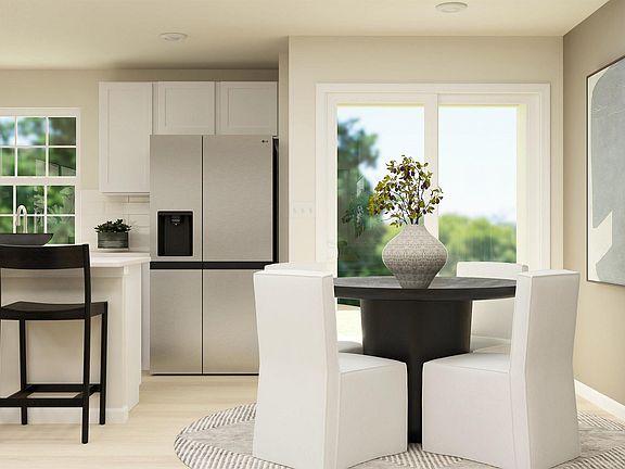 4th image of 13 Napier Ct #Rvt-2