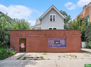 1320 N 40th St, Omaha, NE 68131