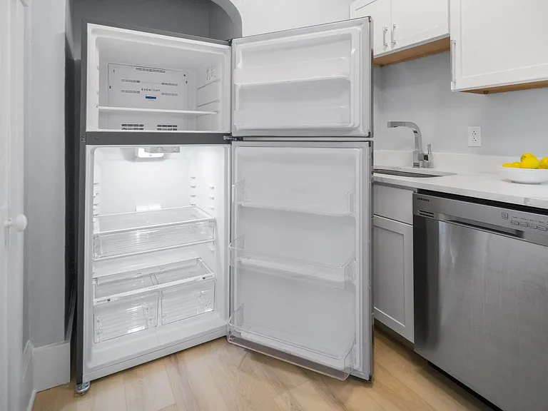 104 Harvard Pl — Photo 122