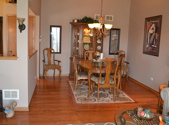 5th image of 10718 Louisiana Ct #49