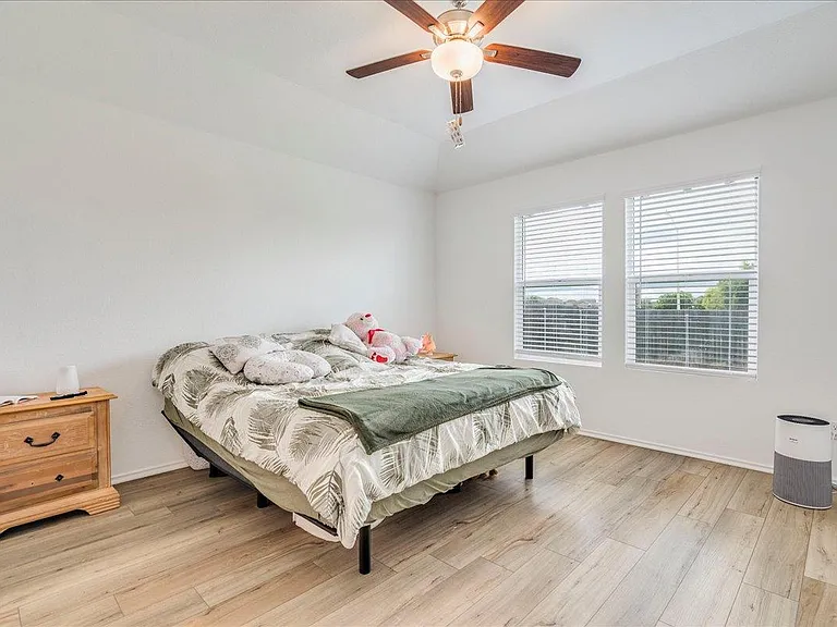 389 Salt Springs Rd — Photo 17