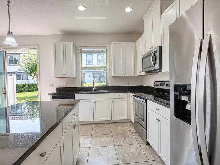 14025 Millington St — Photo 6