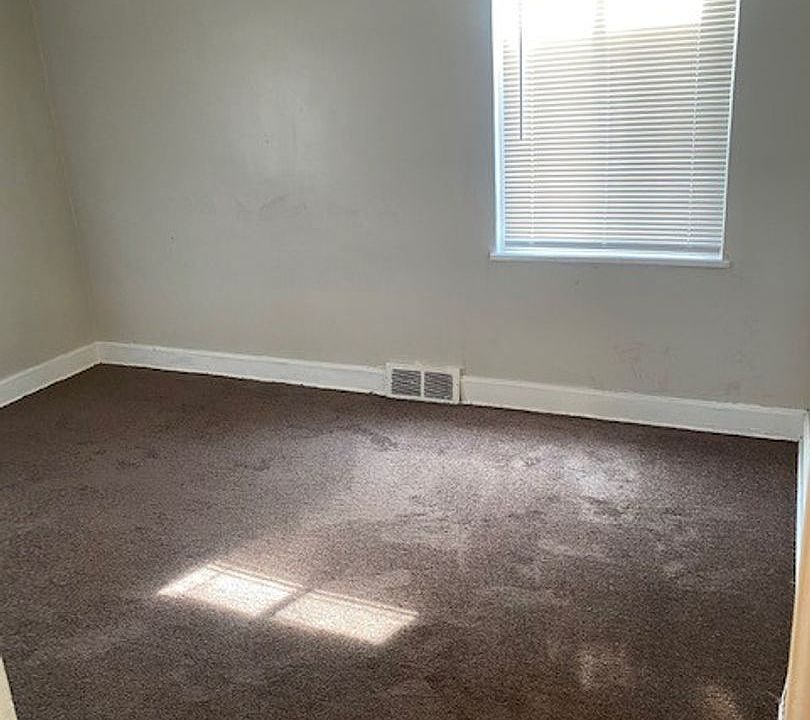 1st image of 14262 Coyle Ave #14264