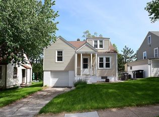 4912 William St, Omaha, NE 68106