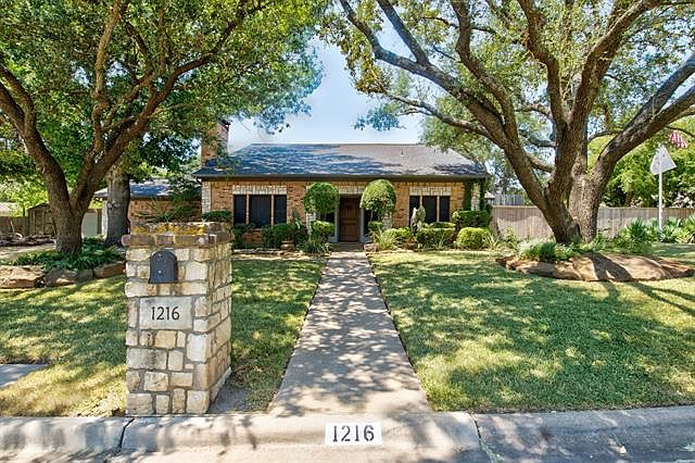 1st image of 1216 Glenhaven Dr