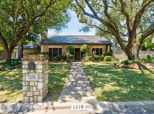 1216 Glenhaven Dr, Cleburne, TX 76033