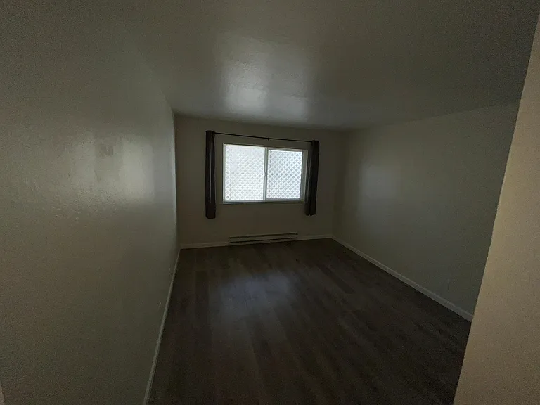 585 Macarthur Blvd #3 — Photo 5