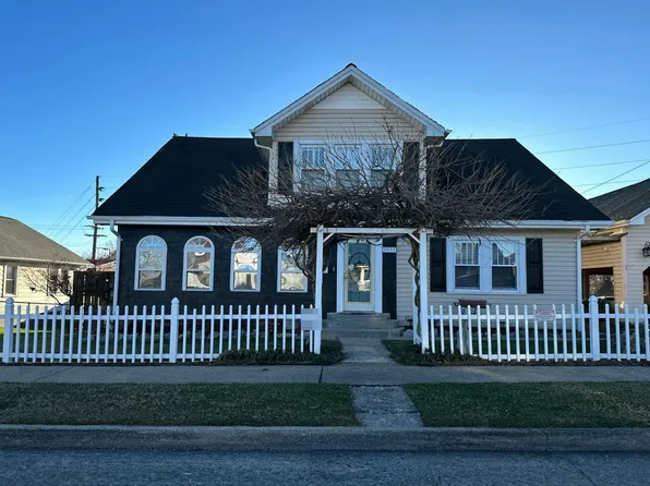 2033 Berry St, Kingsport, TN 37664