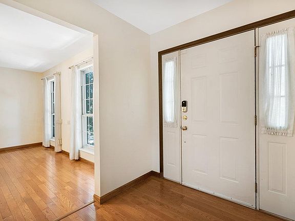 4th image of 4208 Weatherton Pl