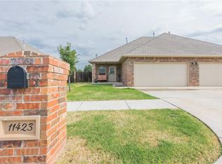 11423 NW 121st Pl, Yukon, OK 73099