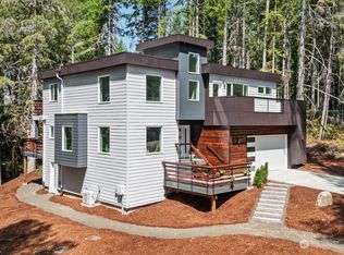 120 E Paint Brush Ln, Union, WA 98592