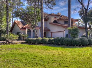 15 Woods Estates Dr, Conroe, TX 77304
