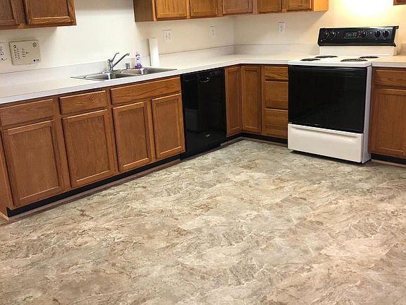 5th image of 9914 W Midland Way