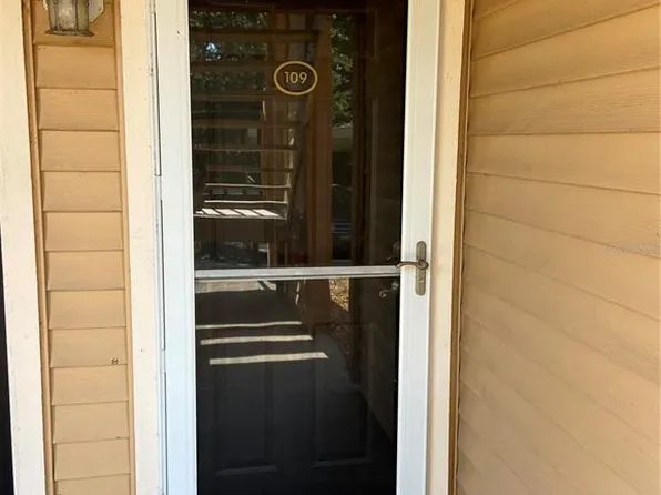 500 Belcher Rd S APT 109, Largo, FL 33771