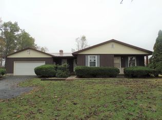 11567 E 150 S, Oakland City, IN 47660