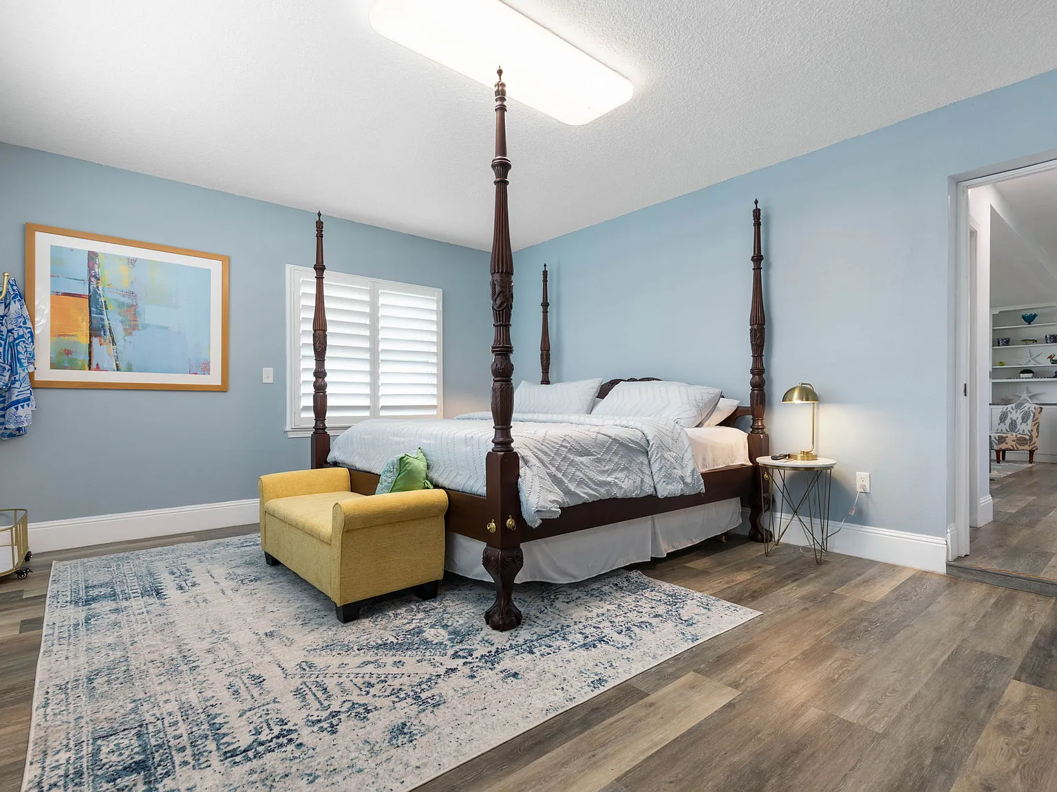 4 bed, 1946 sqft, $5,250 — Photo 4