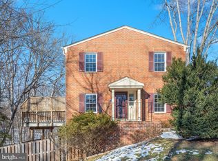 2242 Gunsmith Sq, Reston, VA 20191