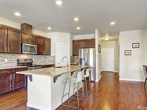 5th image of 11510 173rd St E