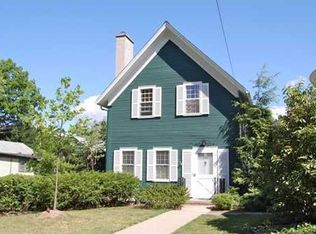 136 South St, Chelsea, MI 48118